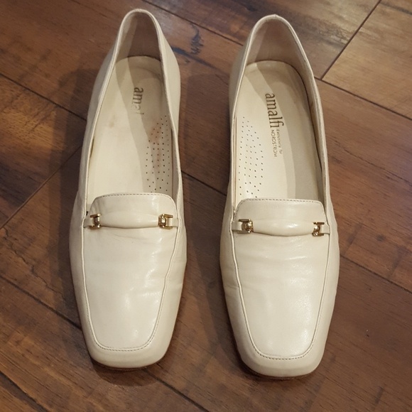 Alamfi Cream‎ and Gold Buckle Leather Flats - Picture 2 of 5